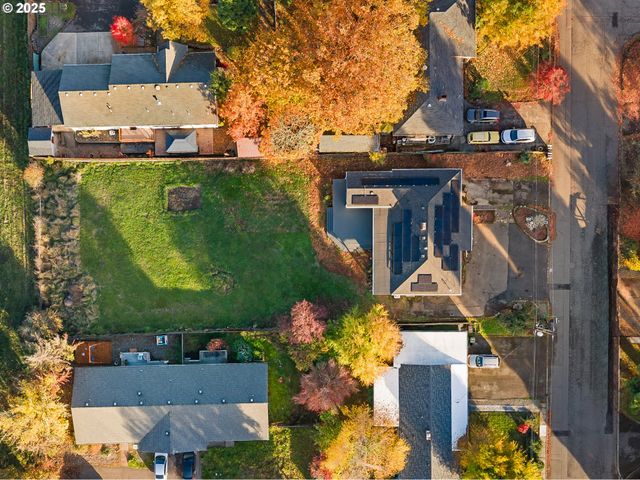 522 HEWITT Ave, Roseburg, OR 97470