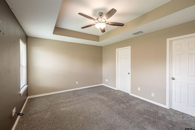 20700 Bluegrass Cir, Flint, TX 75762