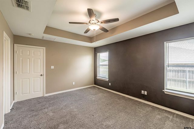 20700 Bluegrass Cir, Flint, TX 75762