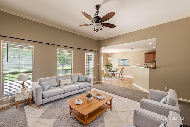 20700 Bluegrass Cir, Flint, TX 75762