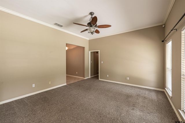 20700 Bluegrass Cir, Flint, TX 75762