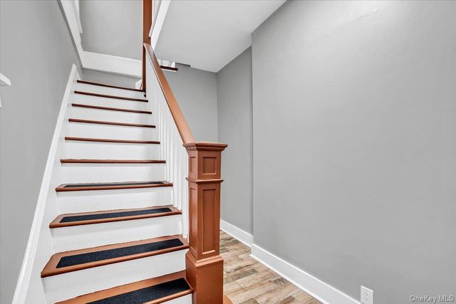 143 Chatterton Parkway 2nd floor, White Plains, NY 10606
