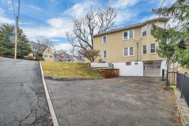 143 Chatterton Parkway 2nd floor, White Plains, NY 10606