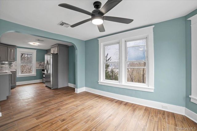 143 Chatterton Parkway 2nd floor, White Plains, NY 10606