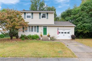 690 Saint Clair Avenue, Barberton, OH 44203