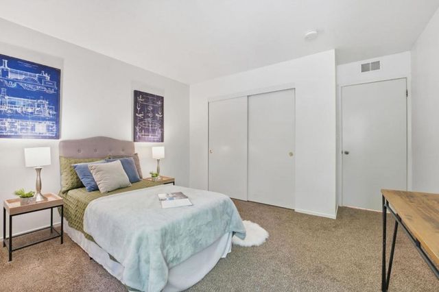 312 Tradewinds Drive 10, San Jose, CA 95123