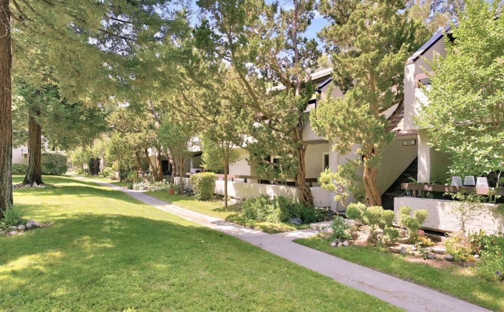 312 Tradewinds Drive 10, San Jose, CA 95123