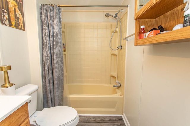 1577 Crystal Lake Dr., Myrtle Beach, SC 29575