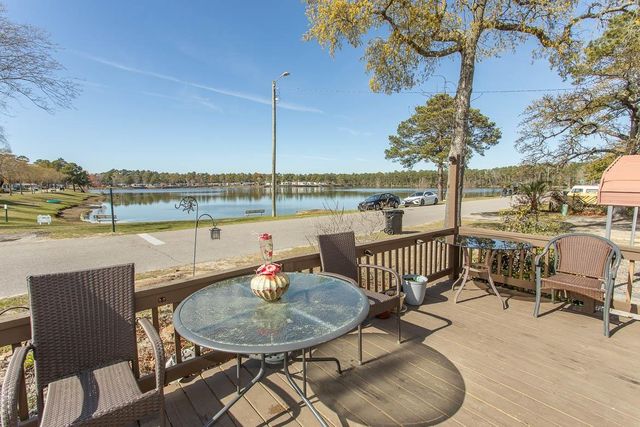 1577 Crystal Lake Dr., Myrtle Beach, SC 29575