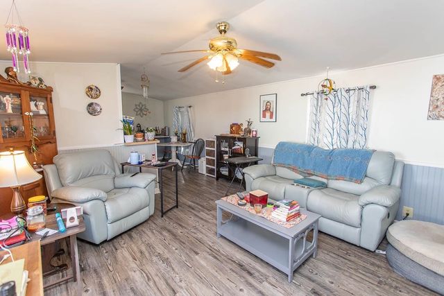 1577 Crystal Lake Dr., Myrtle Beach, SC 29575