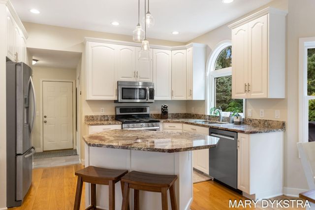 145 Bay Meadows Drive, Park Twp, MI 49424