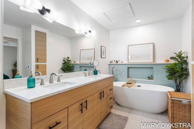 145 Bay Meadows Drive, Park Twp, MI 49424