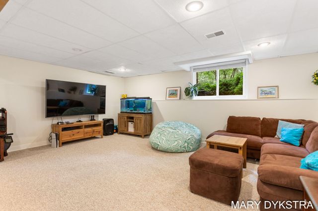 145 Bay Meadows Drive, Park Twp, MI 49424