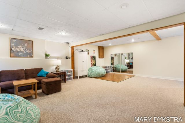 145 Bay Meadows Drive, Park Twp, MI 49424