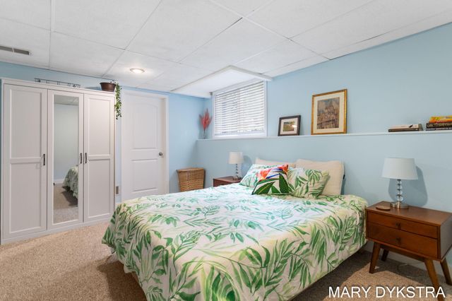 145 Bay Meadows Drive, Park Twp, MI 49424