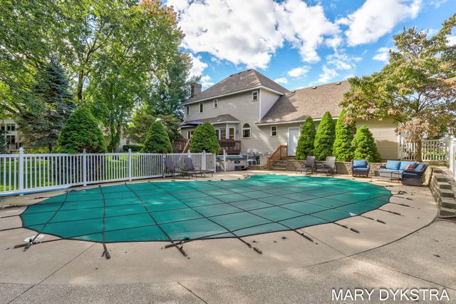 145 Bay Meadows Drive, Park Twp, MI 49424