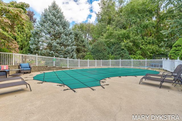 145 Bay Meadows Drive, Park Twp, MI 49424