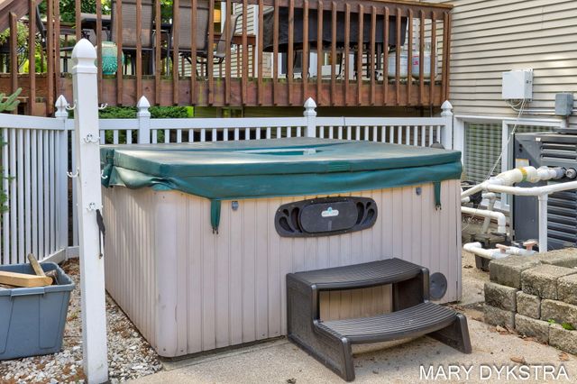 145 Bay Meadows Drive, Park Twp, MI 49424