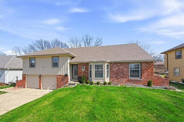 10813 Beacon Avenue, Kansas City, MO 64134