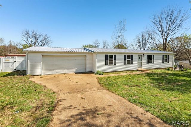641 Carolee Court, Villa Ridge, MO 63089