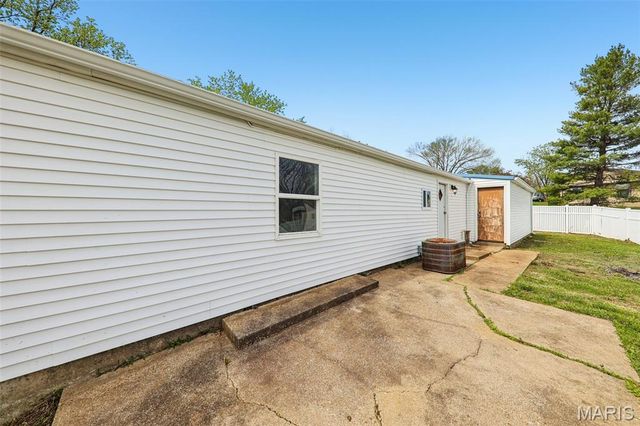 641 Carolee Court, Villa Ridge, MO 63089