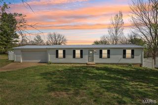 641 Carolee Court, Villa Ridge, MO 63089