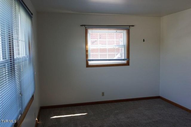 133 East Ravine Road, Kingsport, TN 37660