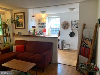 4720 WINDSOR AVE ##3, Philadelphia, PA 19143