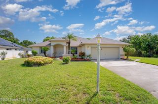 947 Sierra Place NE, Palm Bay, FL 32907