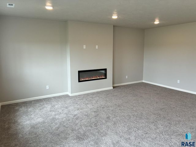 2209 E Alexa St Street, Brandon, SD 57005