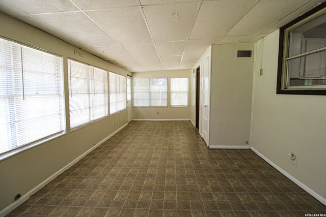 4102 WAIKIKI DR, San Antonio, TX 78218