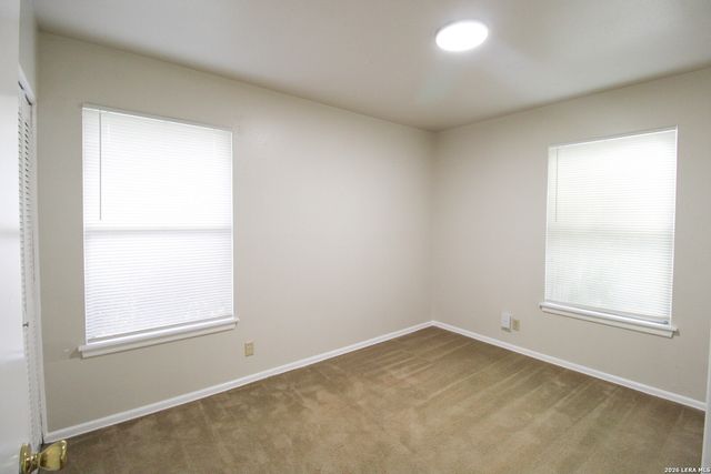 4102 WAIKIKI DR, San Antonio, TX 78218