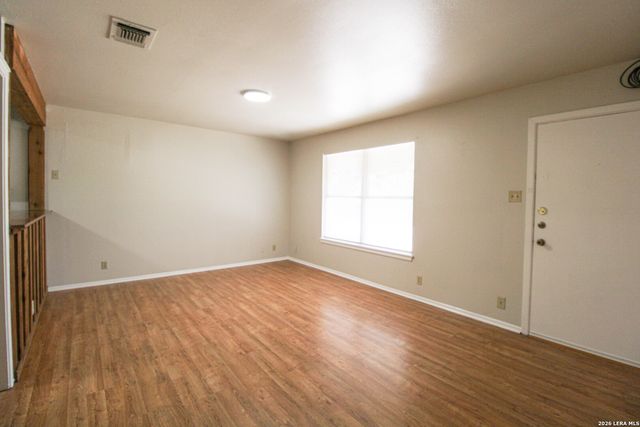 4102 WAIKIKI DR, San Antonio, TX 78218
