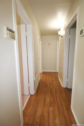 4102 WAIKIKI DR, San Antonio, TX 78218