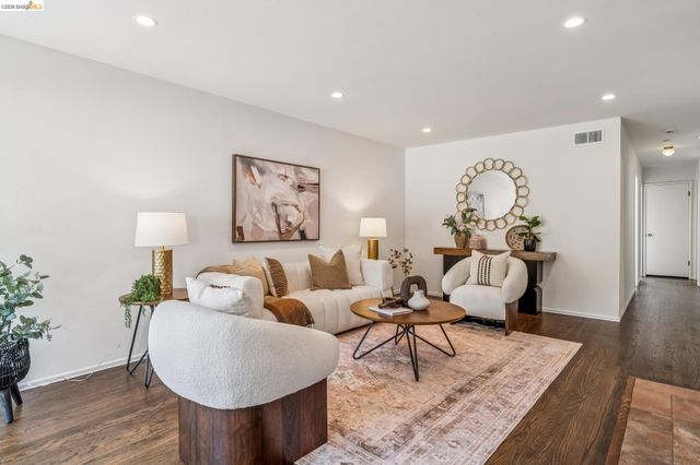 4038 Fariss Ln, El Sobrante, CA 94803