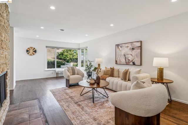 4038 Fariss Ln, El Sobrante, CA 94803