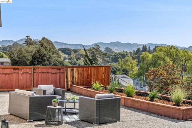 4038 Fariss Ln, El Sobrante, CA 94803
