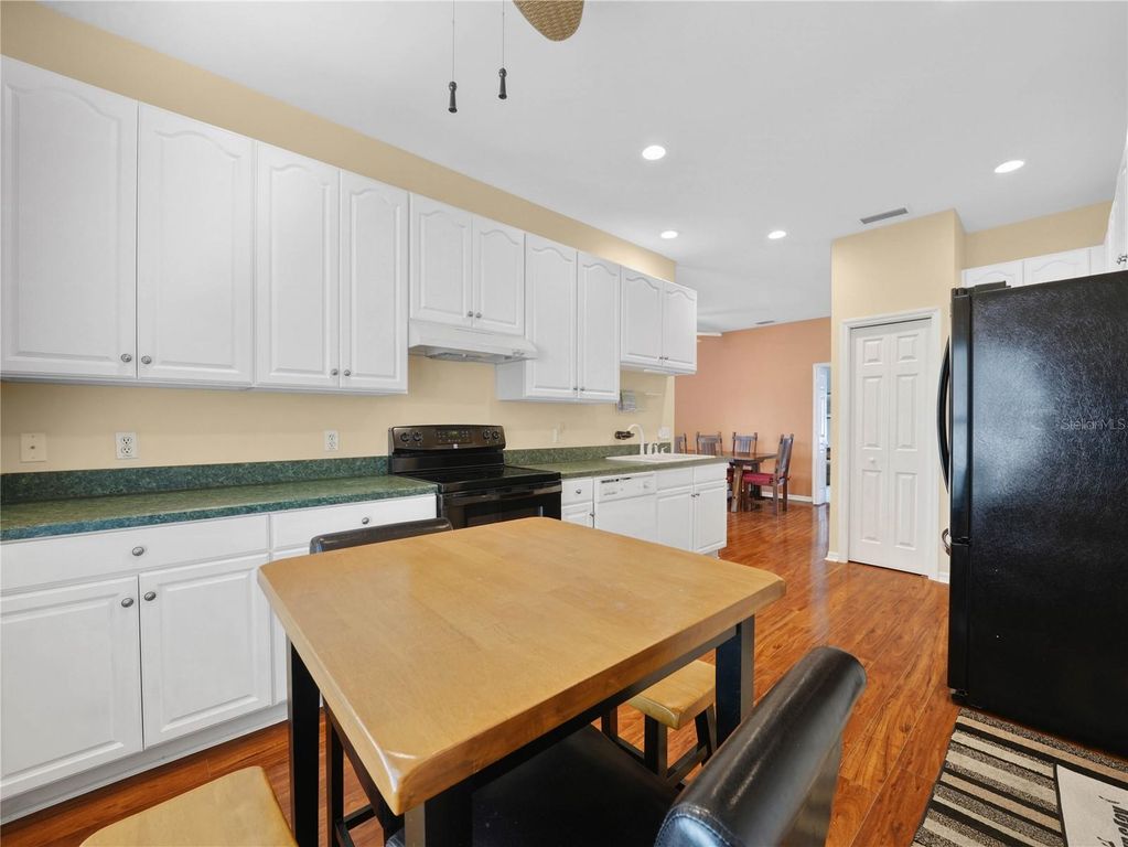 Image 8 of property listing at 4144 ABERDEEN LANE, Lake Wales, FL 33859