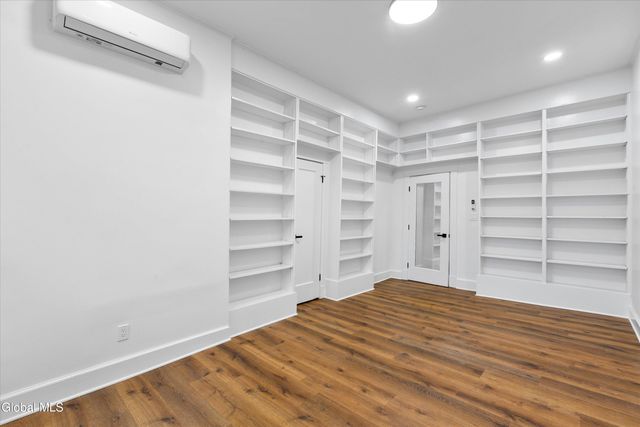 142 Chestnut Street, Albany, NY 12210