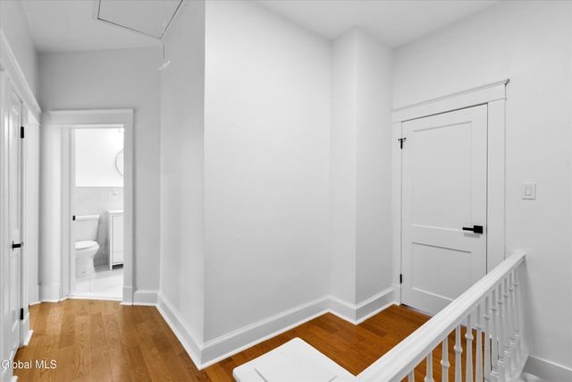 142 Chestnut Street, Albany, NY 12210