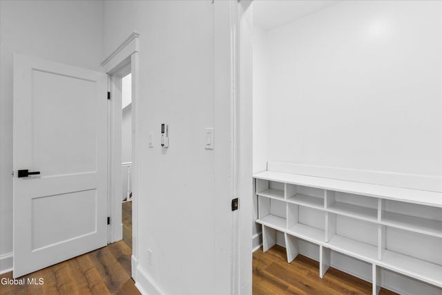 142 Chestnut Street, Albany, NY 12210