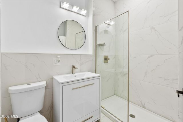 142 Chestnut Street, Albany, NY 12210