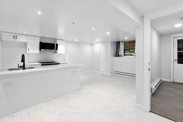 142 Chestnut Street, Albany, NY 12210