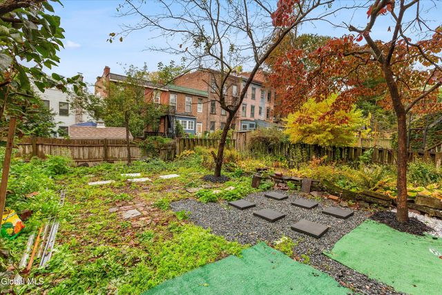 142 Chestnut Street, Albany, NY 12210