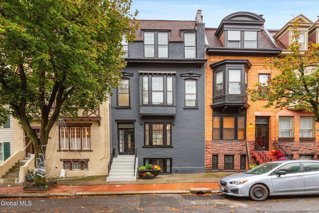 142 Chestnut Street, Albany, NY 12210