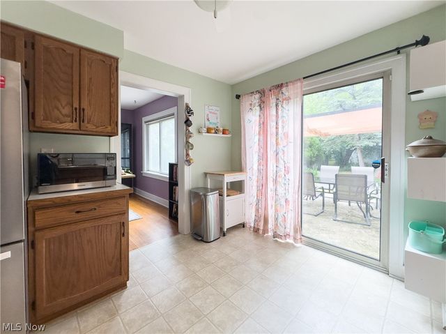 1517 Holmden Road, South Euclid, OH 44121