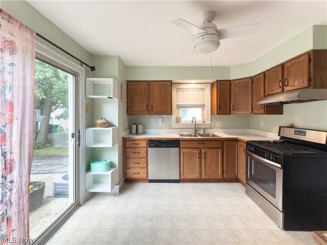 1517 Holmden Road, South Euclid, OH 44121
