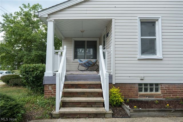 1517 Holmden Road, South Euclid, OH 44121