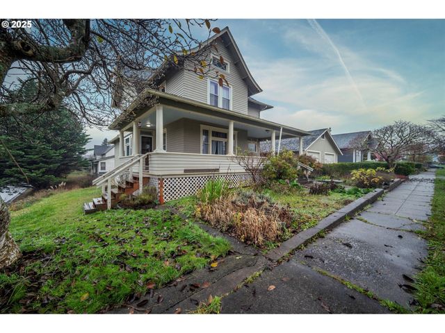 509 N COLLIER St, Coquille, OR 97423