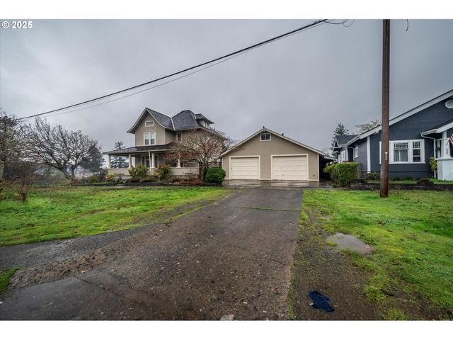 509 N COLLIER St, Coquille, OR 97423